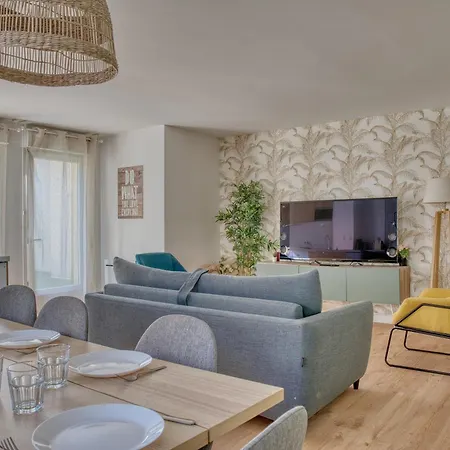 Appartement Le Duplex - Disneyland - Parking - Rooftop - Wifi Montévrain